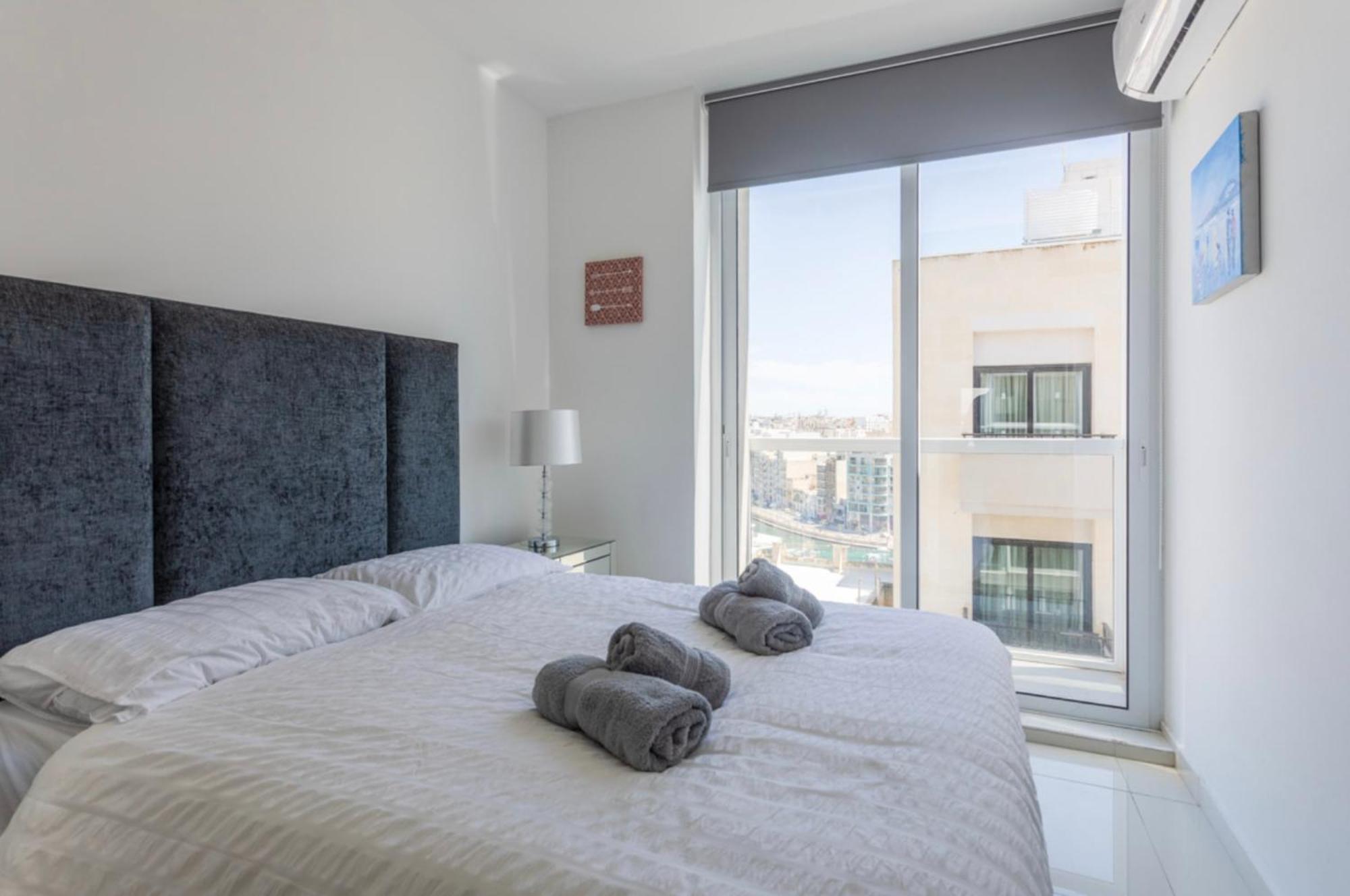 Saint Julian - Lovely Apartment With Terrace - Cityapartmentstay Saint Julian's Bagian luar foto